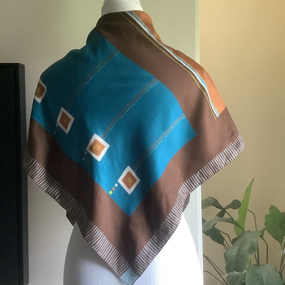 Eximious of London 34” Square Block Print Scarf Made in Italy - Picture 7 of 13